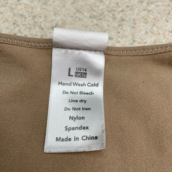 Franato Shapewear Shapesuit Tan Mid Thigh Size Large - Picture 8 of 9